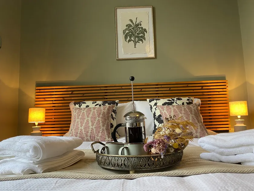 Fabulous flat in Durnford Street - Image 1