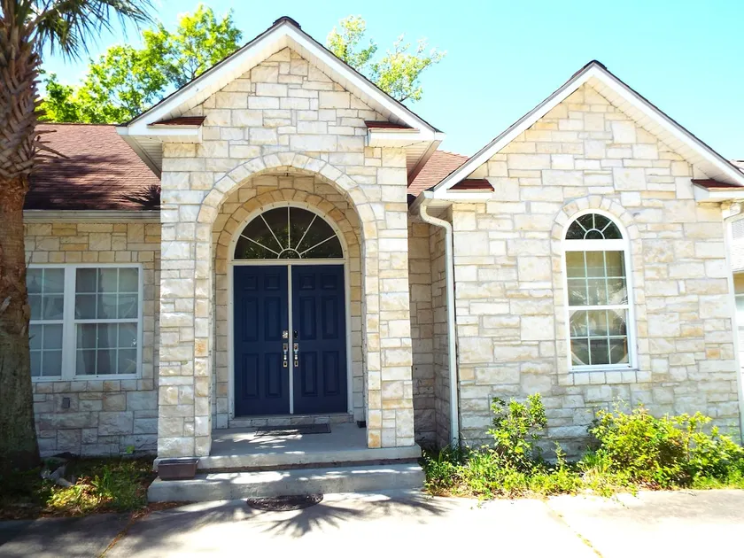 3BR, Pond View House, 6miles to North Myrtle Beach - Image 1