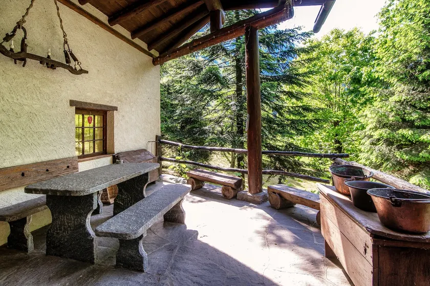 Fresh House by the River in the Verzasca Valley - Image 1