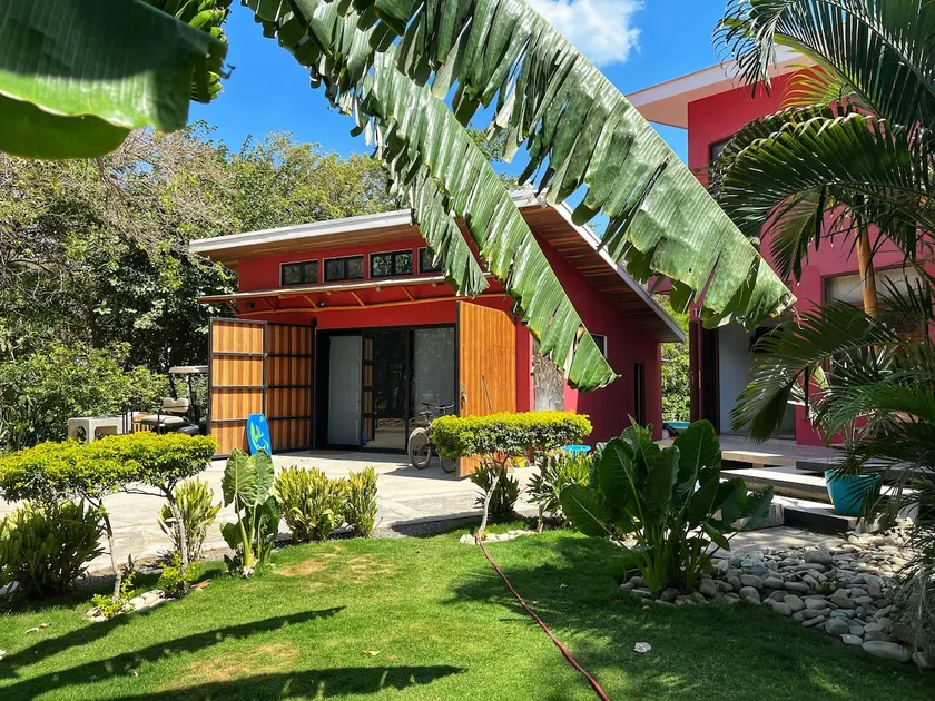 Casita Nomad, walk to playa colorado’s - Image 1