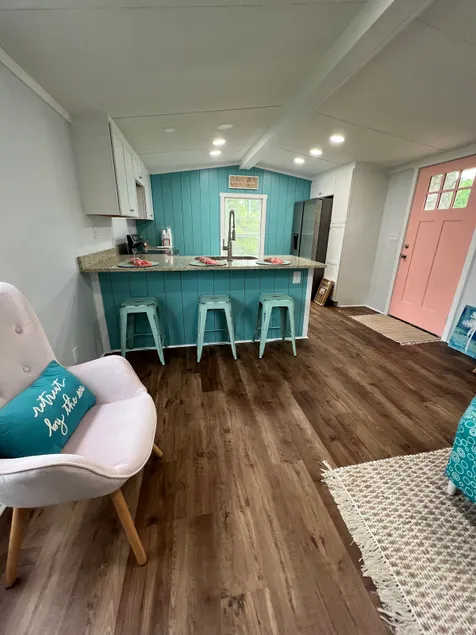 Adorable Little Beach Getaway! - Image 1