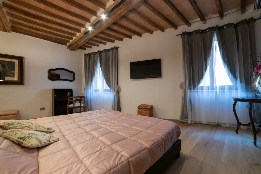 The Rose Suite Siena - Image 1