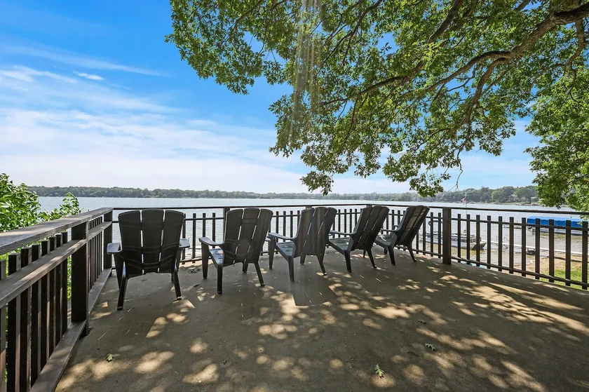 Sauna + Hot Tub + Lake + Boat + Private Chef - Image 1