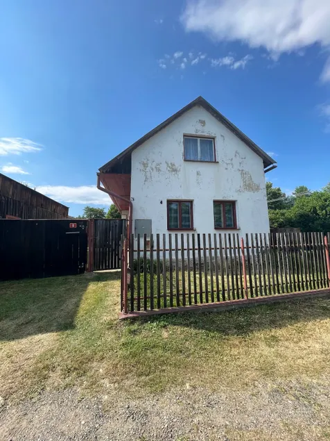 Cottage in the quiet surroundings of Želivka - Image 1