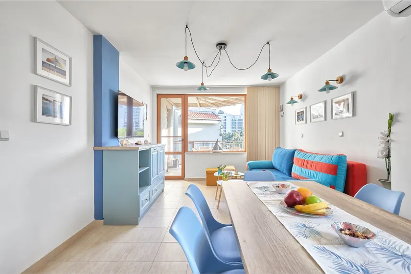 Blue Magic Apt. - 2br/1ba - Image 1