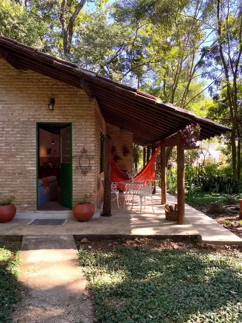 Charming house in a wooded condominium - Image 1