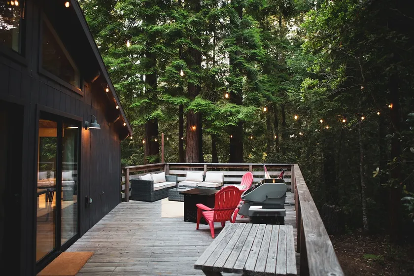 Coastal Redwood Retreat with Deck & Firepit - Image 1