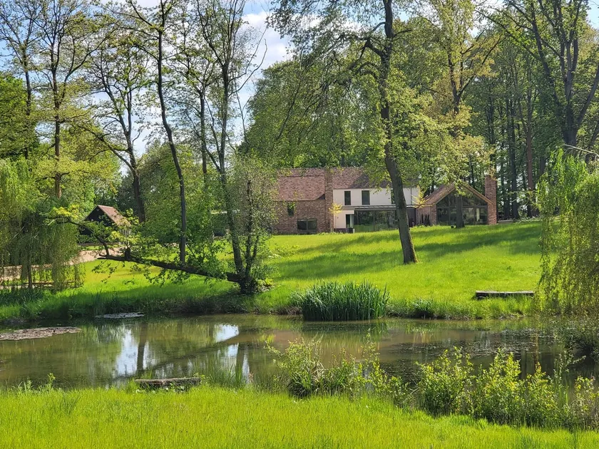 Peaceful Woodland Retreat - spacious apartment - Image 1
