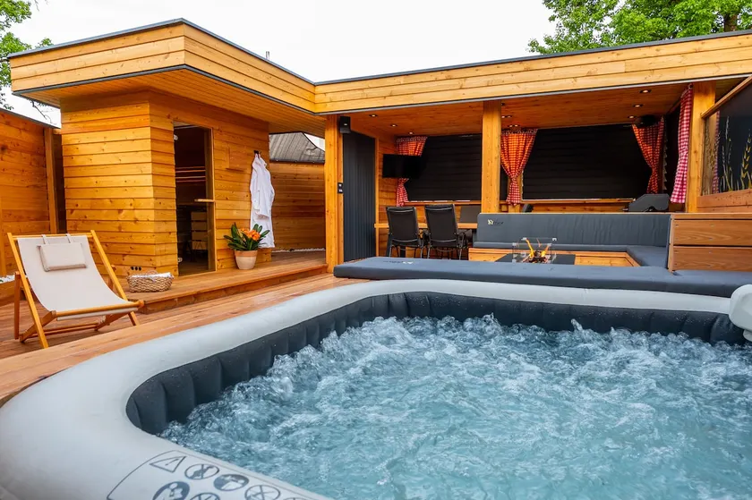 HISCA Family House | Private SPA sauna & jakuzzi - Image 1