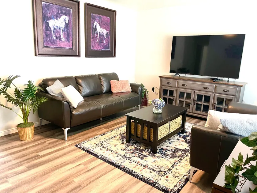 WV House/2 Game Rooms & Hot Tub - Image 1