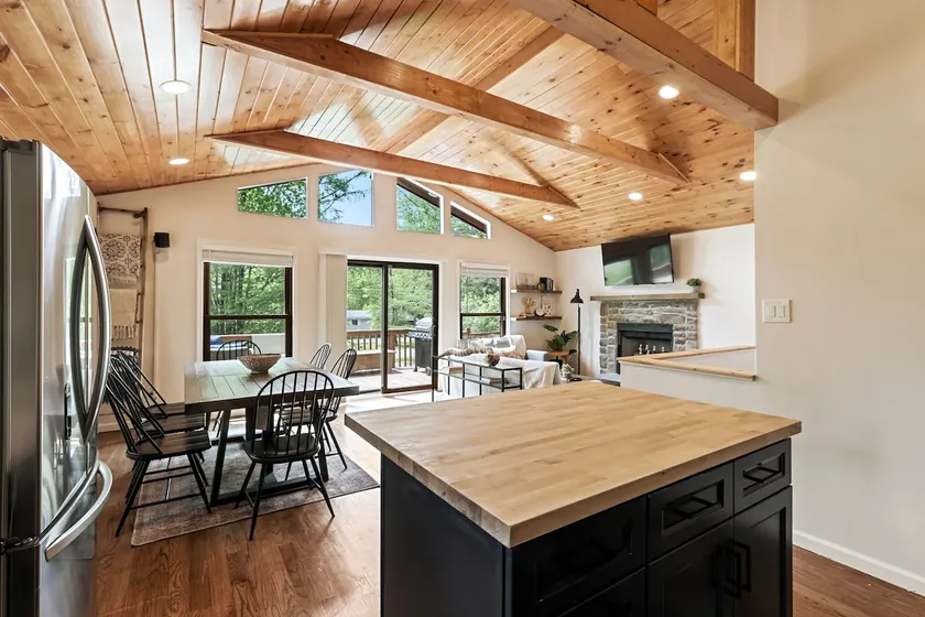 Pocono Chalet with Sauna/Hot Tub/Firepit/10+ Beds - Image 1