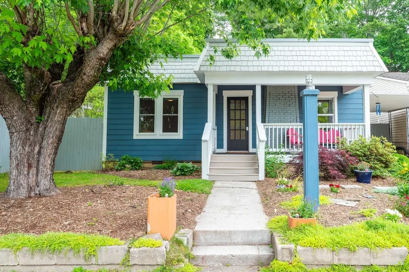 Artisan Gem -2BR- Walk to river, coffee + more - Image 1