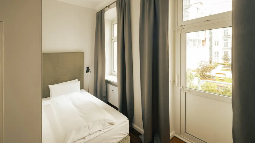 Cozy Single: Friendly Central Berlin Mitte Spot - Image 1