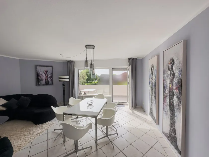 Quiet gem: newly renovated 100 sqm - Image 1