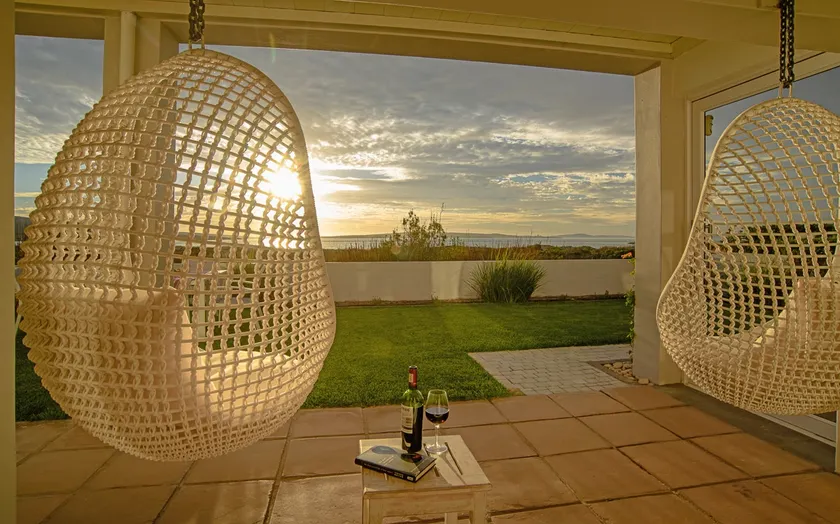 Sensiri Orca Beach Villa - Image 1