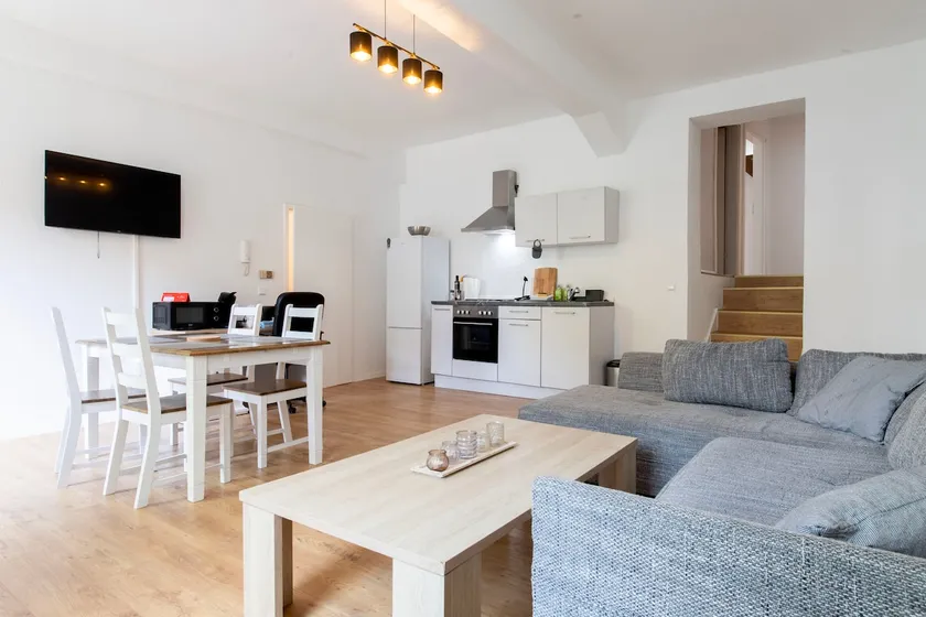 Workers Apartment in Gronau - 4 Bedrooms - 8 Single Beds - Image 1