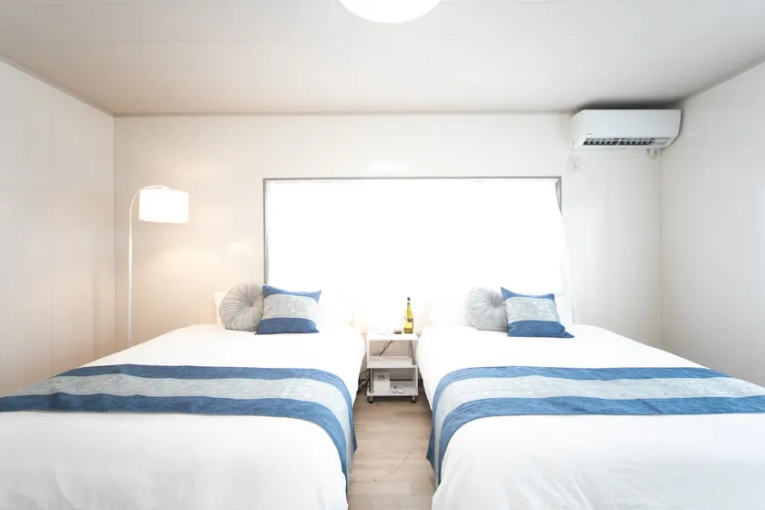 [Accommodates up to 13 people] Private house in the city with a separate building _Kawaramachi, Yokkaichi - Image 1