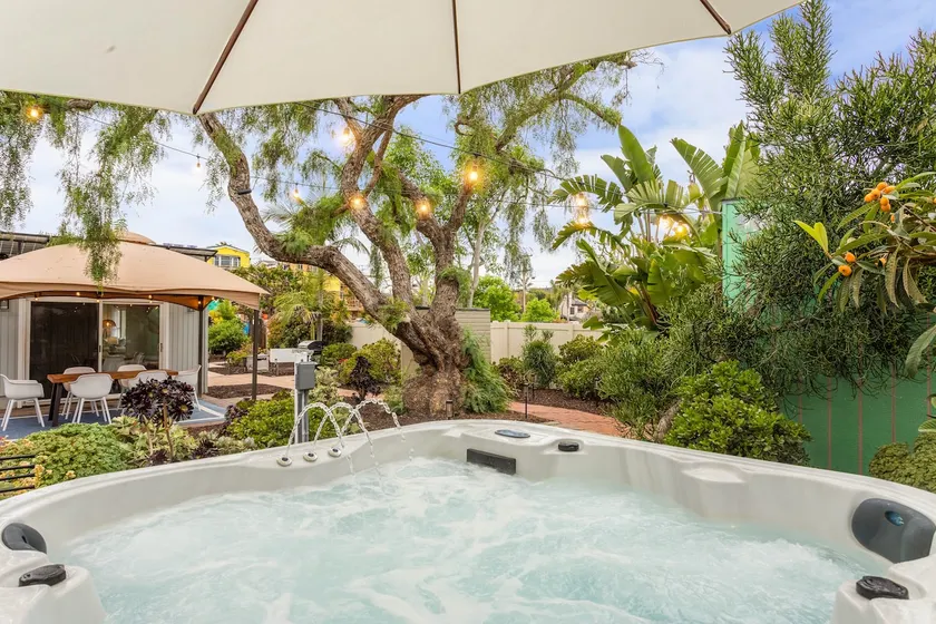 Stunning Beach Oasis w/ Hot Tub - Image 1