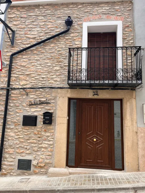 Townhouse - Image 1