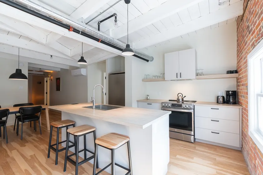 Barricade Lofts | By Lofts Vieux-Qc | BA500 - Image 1