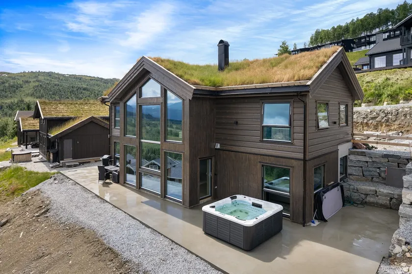 Jacuzzi | Sauna | Ski in/out | Luxury | Great View - Image 1