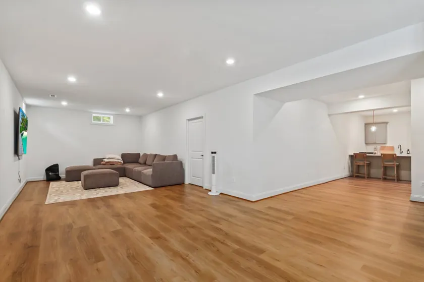 New Spacious 2br/2bth Basement! - Image 1