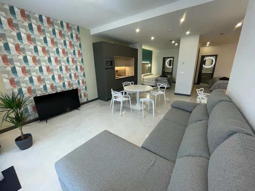 A8 Family apartment, central and modern - Image 1