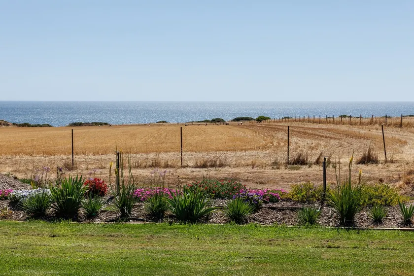 The Port Willunga Seaside Getaway - Image 1
