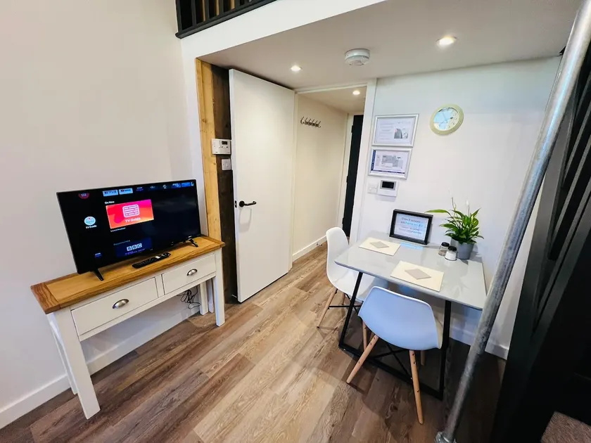 Apartment 6 Sullivan House - Image 1
