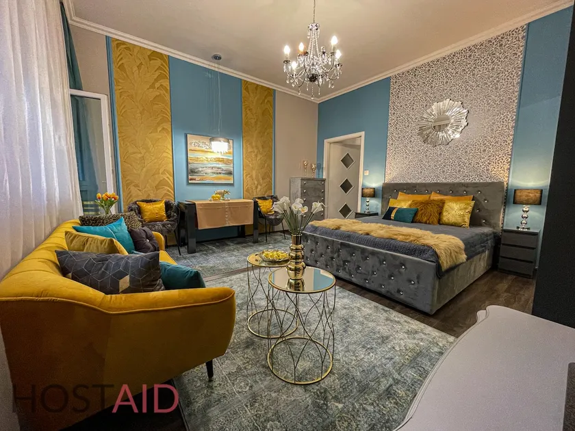 V68 Design Apartment | hostAID - Image 1