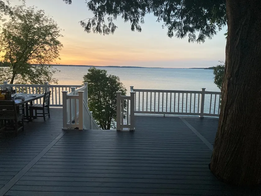 Walker Bay Shores - Image 1
