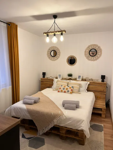 WOOD Studio Sinaia - Image 1