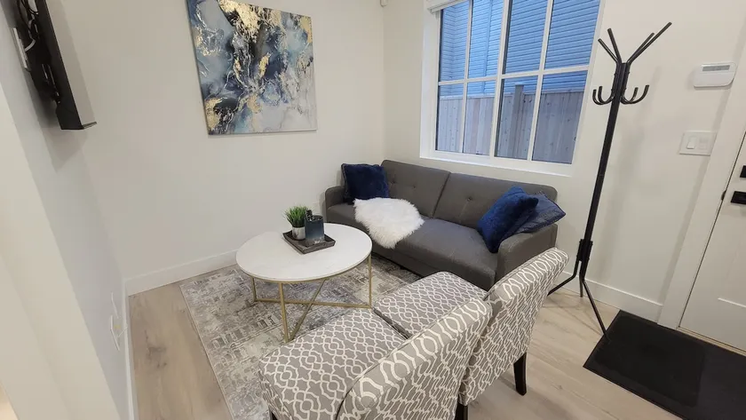 Private Walk Out Suite in Cloverdale - Image 1