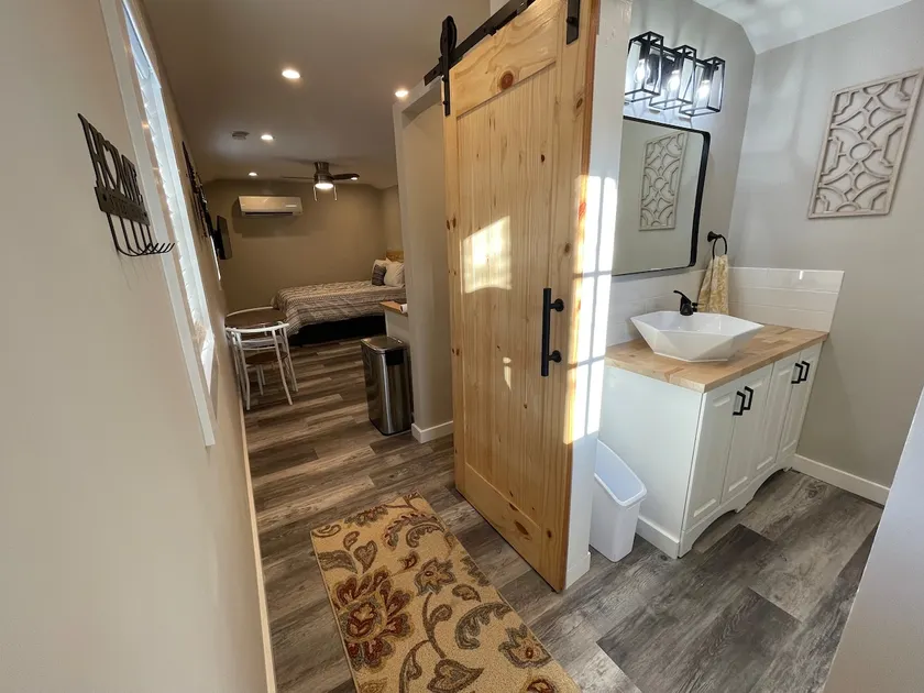 Modern ATL Gated Studio Cabin - Image 1