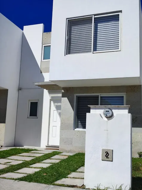 CASA LAUREL - Image 1