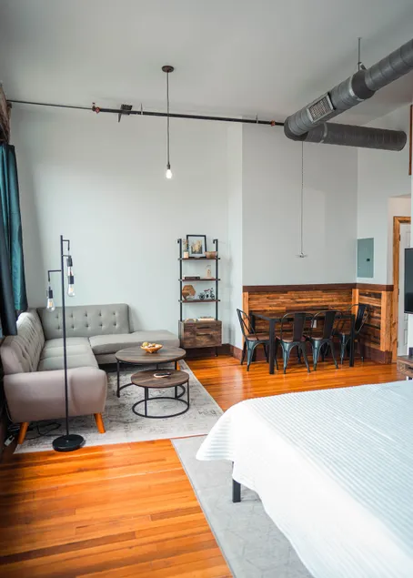 Large Studio Suite in the Middle of Downtown JC - Image 1