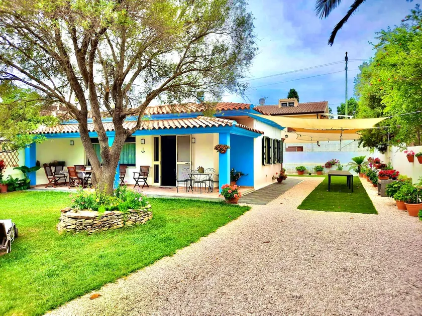 [The Beach in the Garden] Large APT, Sea 100 meters away - Image 1