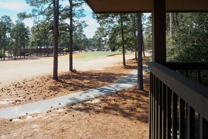 Quiet Condo on Golf Course with EV Plug near Pinehurst - Image 1