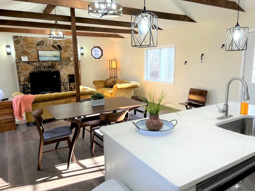 Simply Scandi- Modern Mt Retreat - Image 1