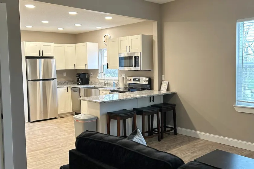 Cute bungalow in Pleasant Hill! - Image 1