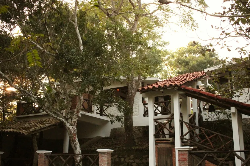 Bendito Encanto 2 - Image 1