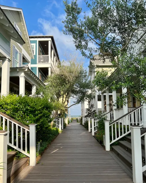 BEACH THER(hAp)PY:private beach+downstairs master+ - Image 1
