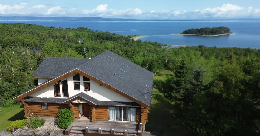 Privacy @ Bras d’Or Lakes Sun House Chalet - Image 1