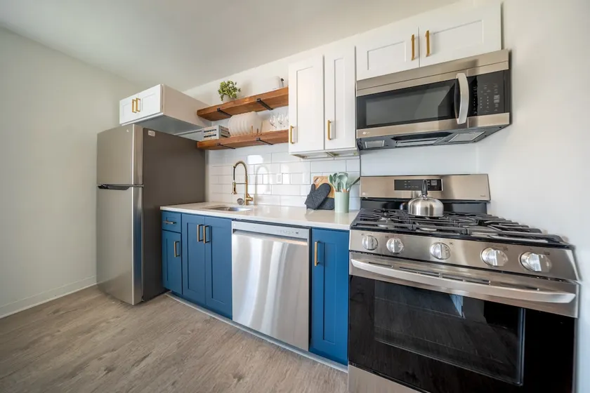 Renovated 2BR Dog-Friendly Retreat by Lake Erie! - Image 1