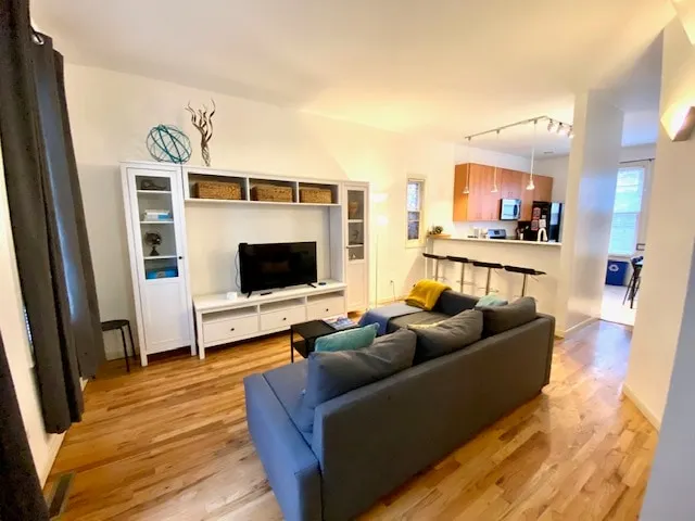 Awesome 4-BR/2BA House in the Heart of Wrigley! - Image 1