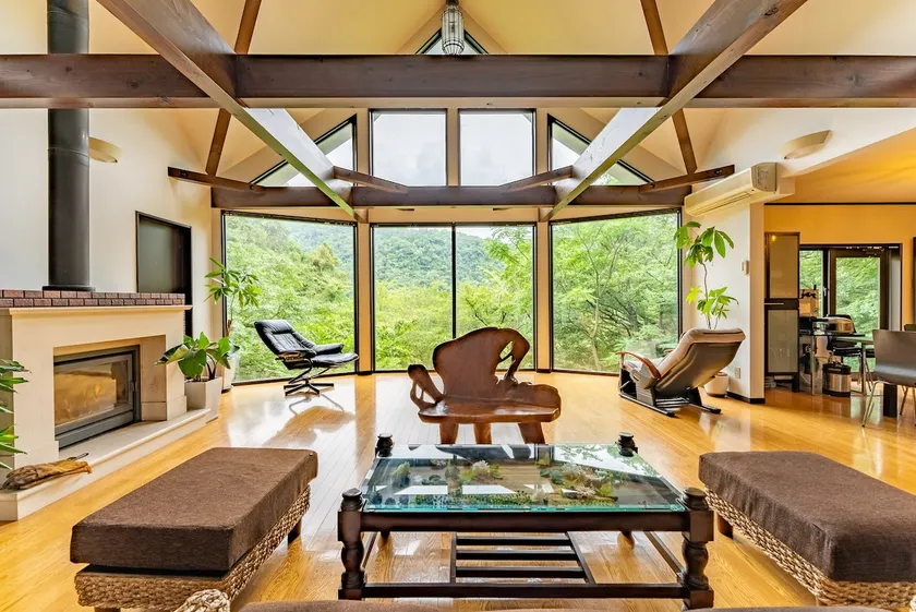 Up to 16 people/4LDK single-family house/pet-friendly/barbecue equipment rental/spacious kitchen/villa retreat in nature/panoramic view of nature - Image 1