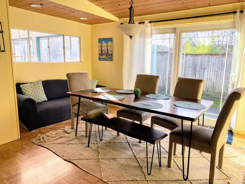 Bayside Retreat *Family Friendly, * Private. - Image 1