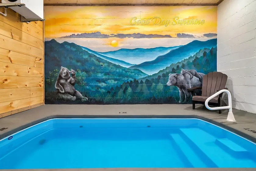 Private 85 degree  Pool & 305Mbps Wi-Fi-No Winding Roads - Image 1