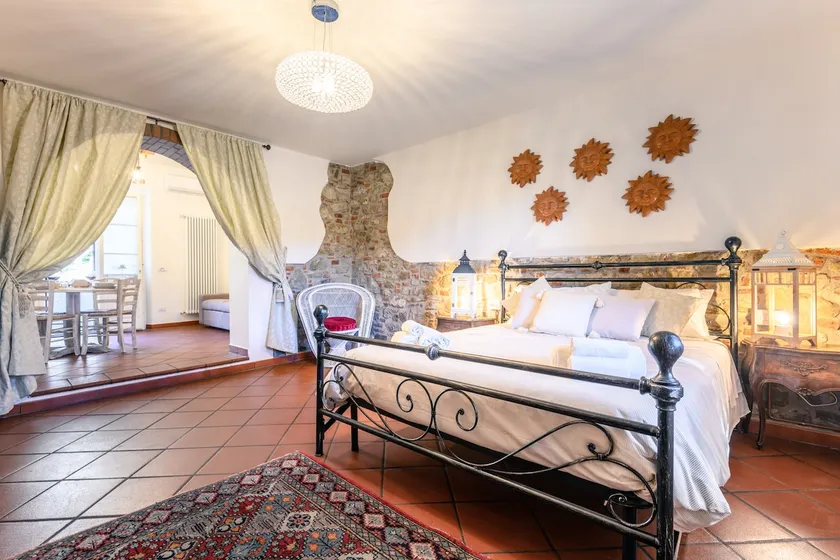 Olimpia's House - Image 1
