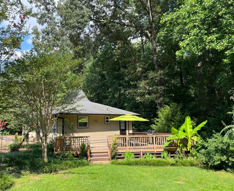 Sally's Cottage - Image 1